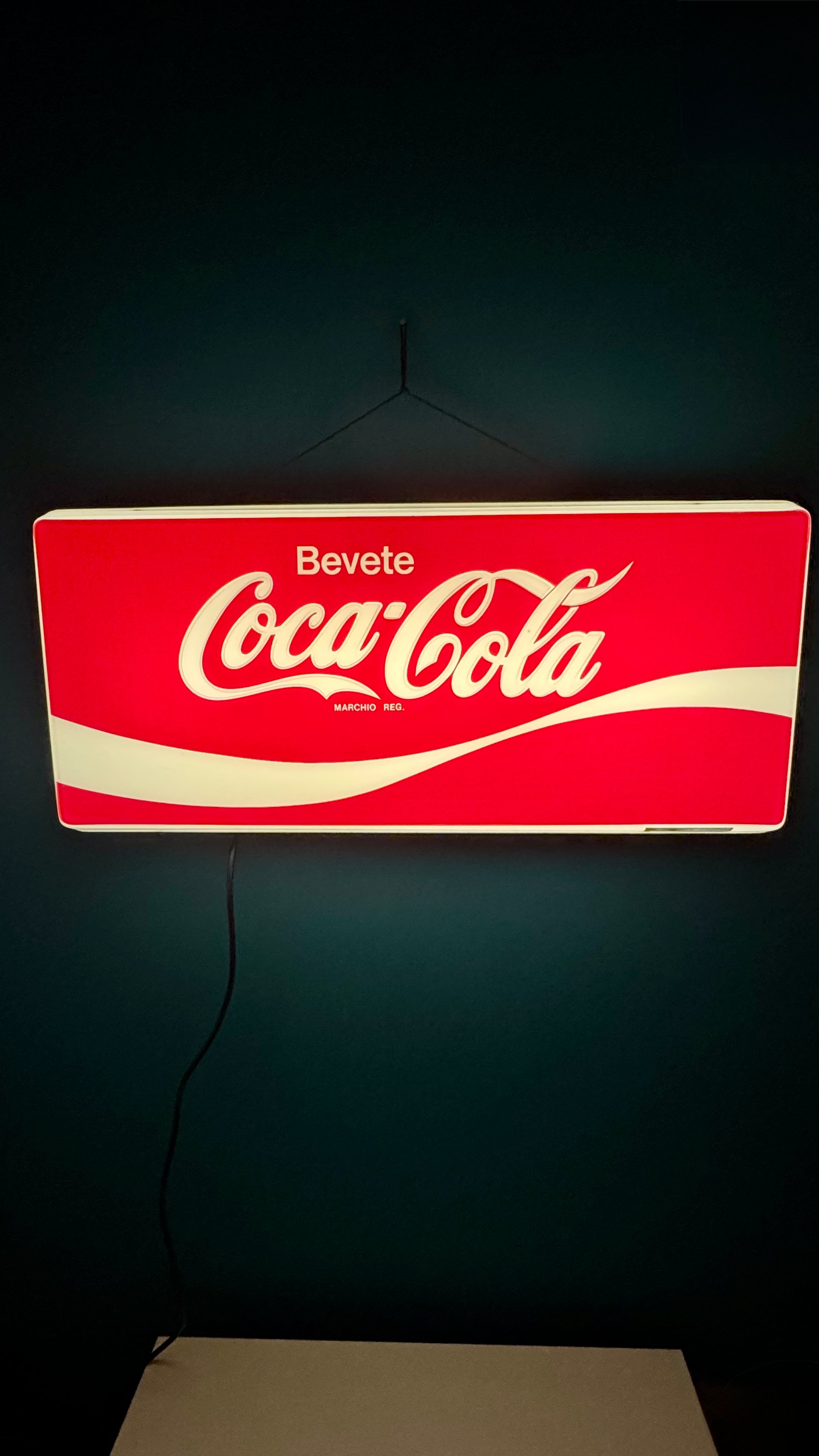 Insegna luminosa Coca Cola